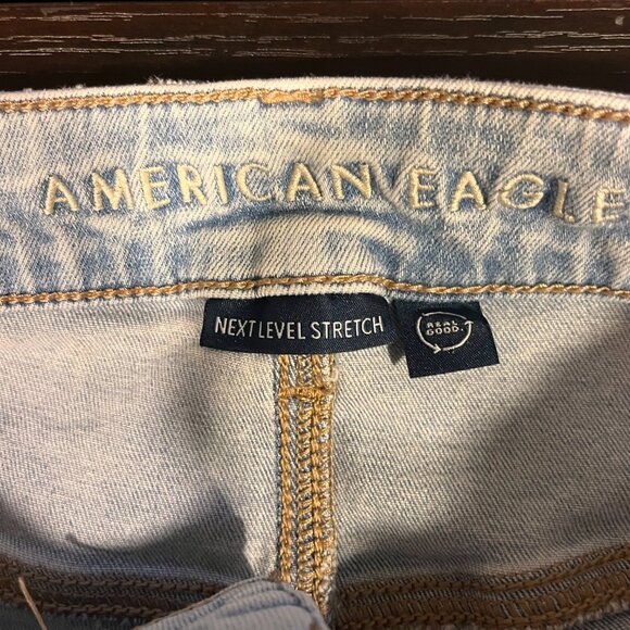 American Eagle Skater Jean Size 12 Distressed Women Jeans Medium Wash Blue - Picture 5 of 8